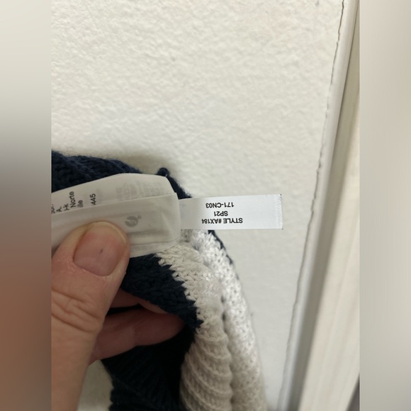 COPY - J CREW Cotton-Cashmere Fisherman Crewneck Sweater in Striped NWOT. - Picture 7 of 9